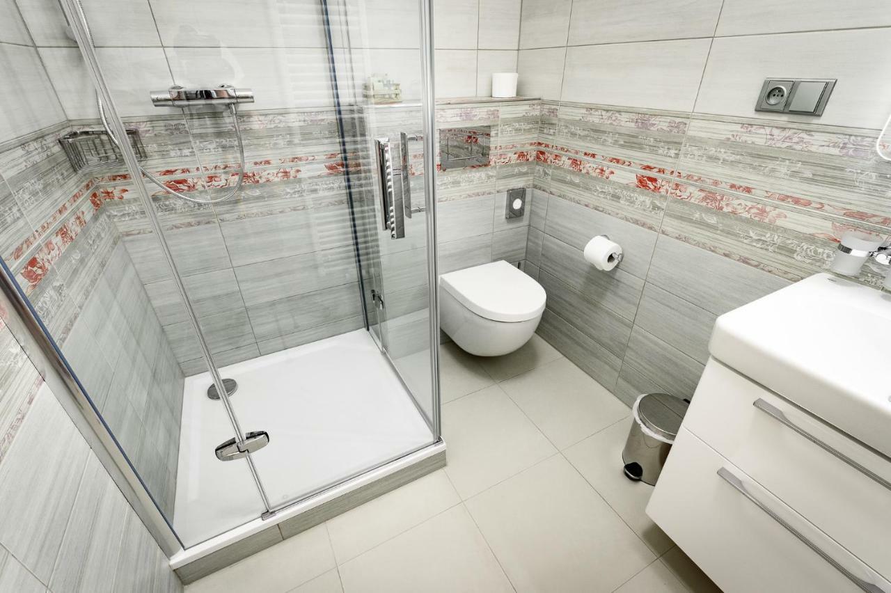 Vencluv Statek Hotel Javornice Luaran gambar